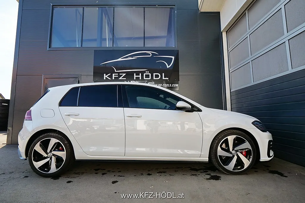 Volkswagen Golf GTI Performance 2,0 TSI DSG Image 5