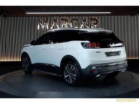 Peugeot 3008 1.6 BlueHDi Allure Elegance Image 3